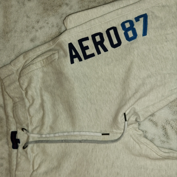 Aeropostale Pants - AEROPOSTALE SWEATPANTS!!